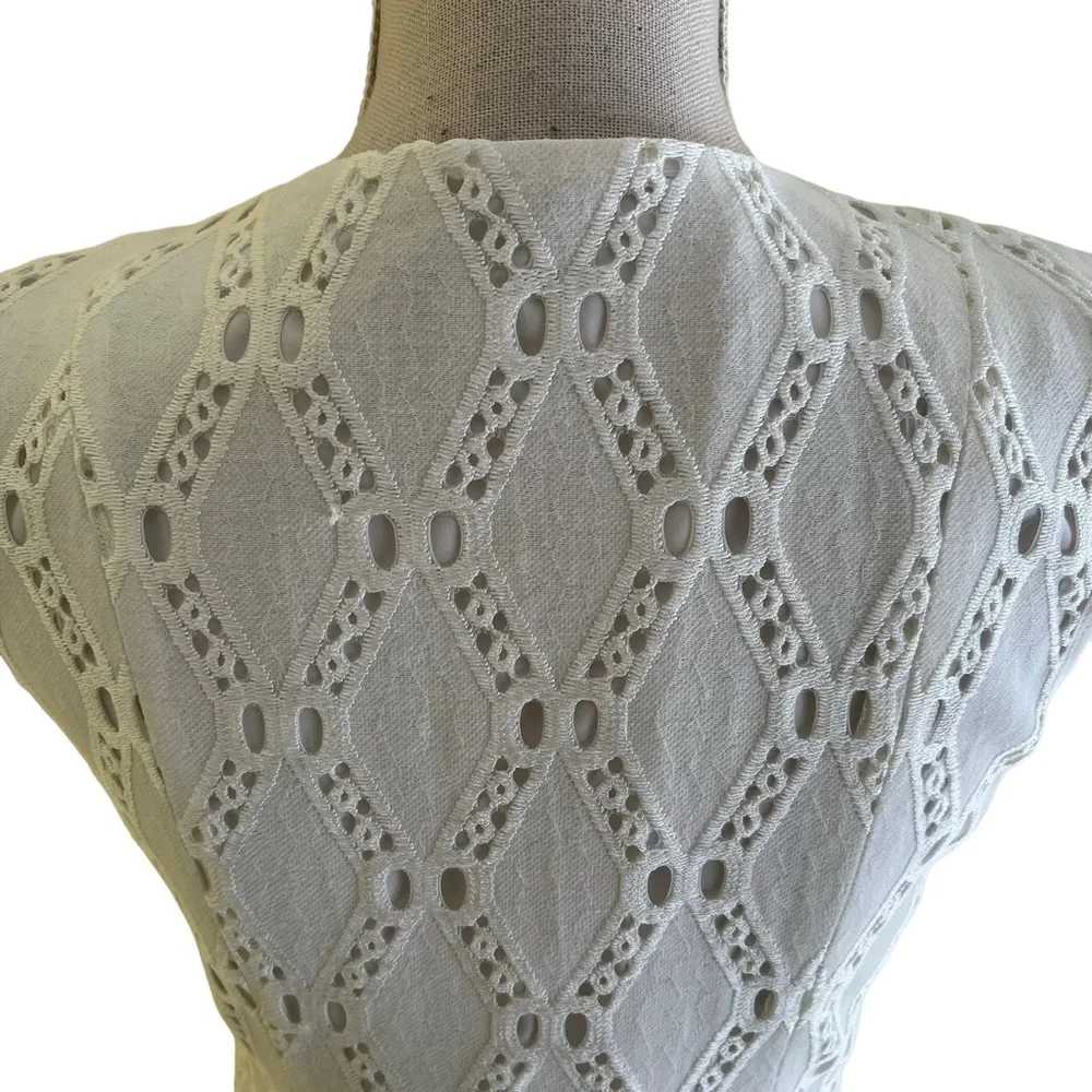 Tahari white lattic